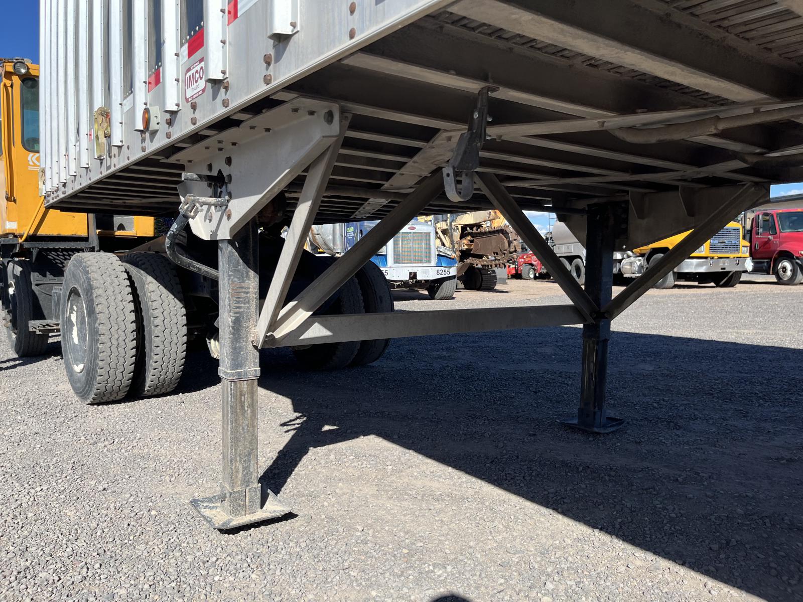 ./imagenes/INVOICE/2019/16692/CAJA DE PISO MOVIL IMCO TRAILERS (16).JPG